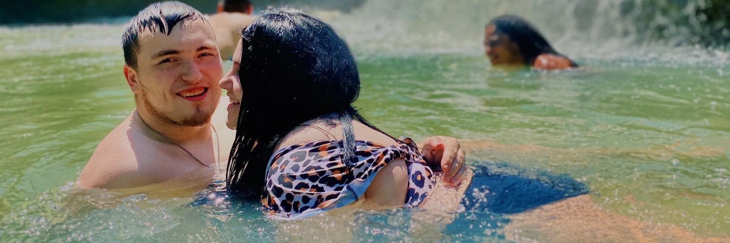 Lori 🦋 banner
