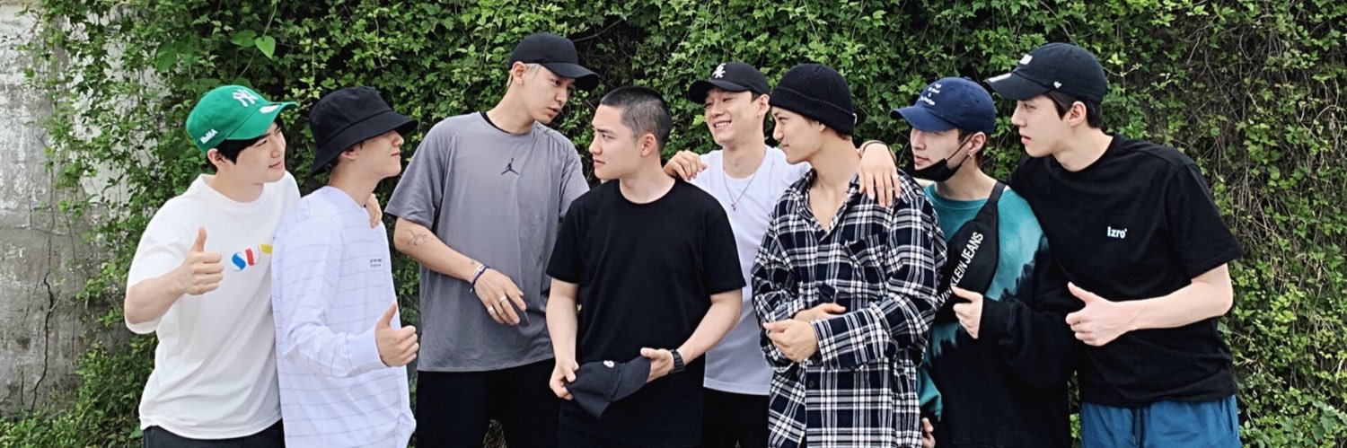 e_bee1's profile banner image