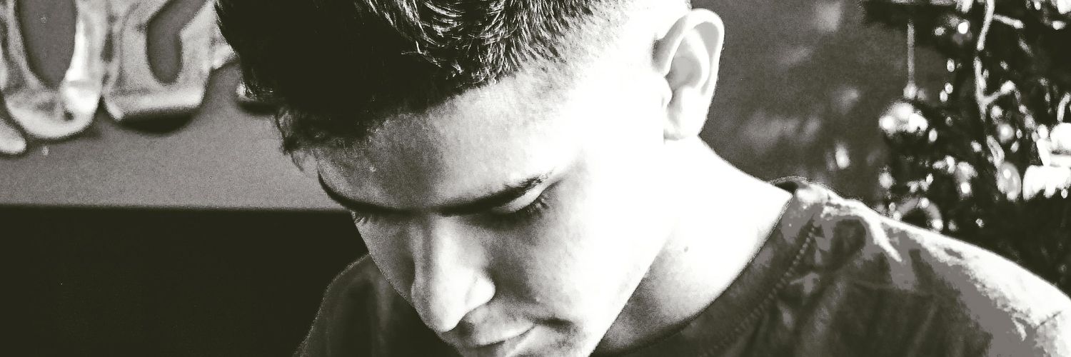 Cheloloco_17's profile banner image