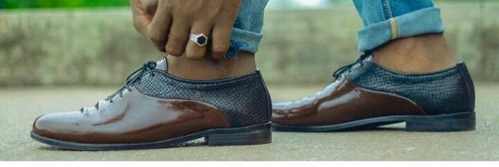 nineteenth shoes banner