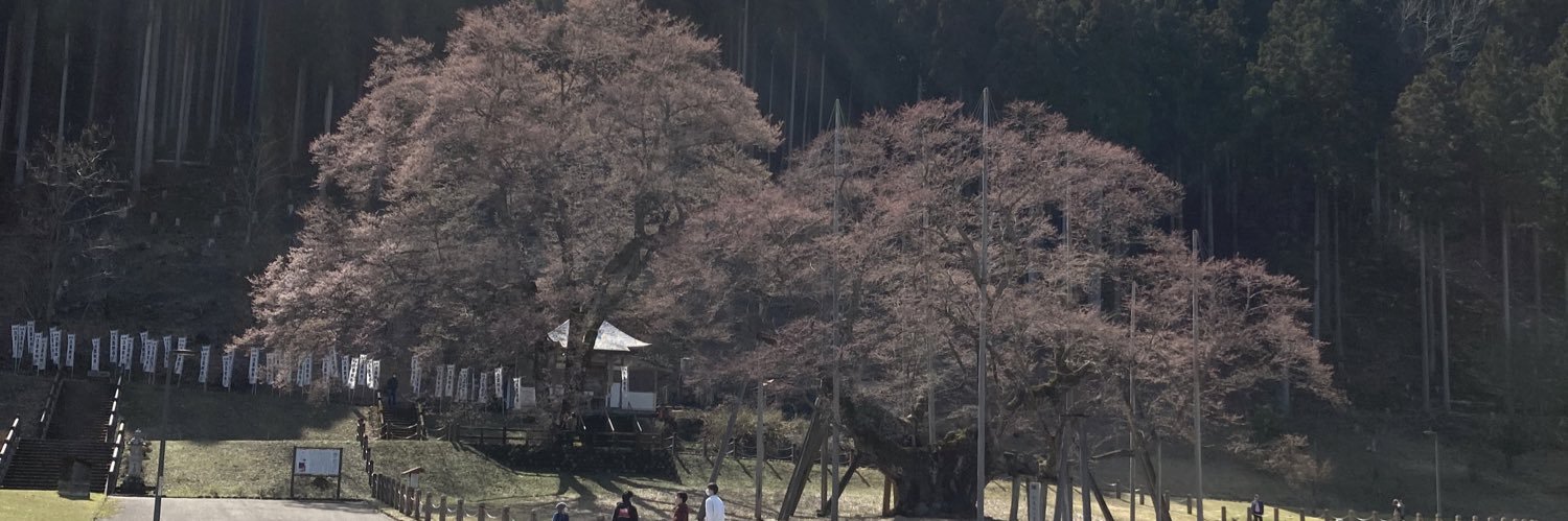 tomo05260331's profile banner image