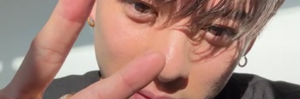 s_sweetoom's profile banner image