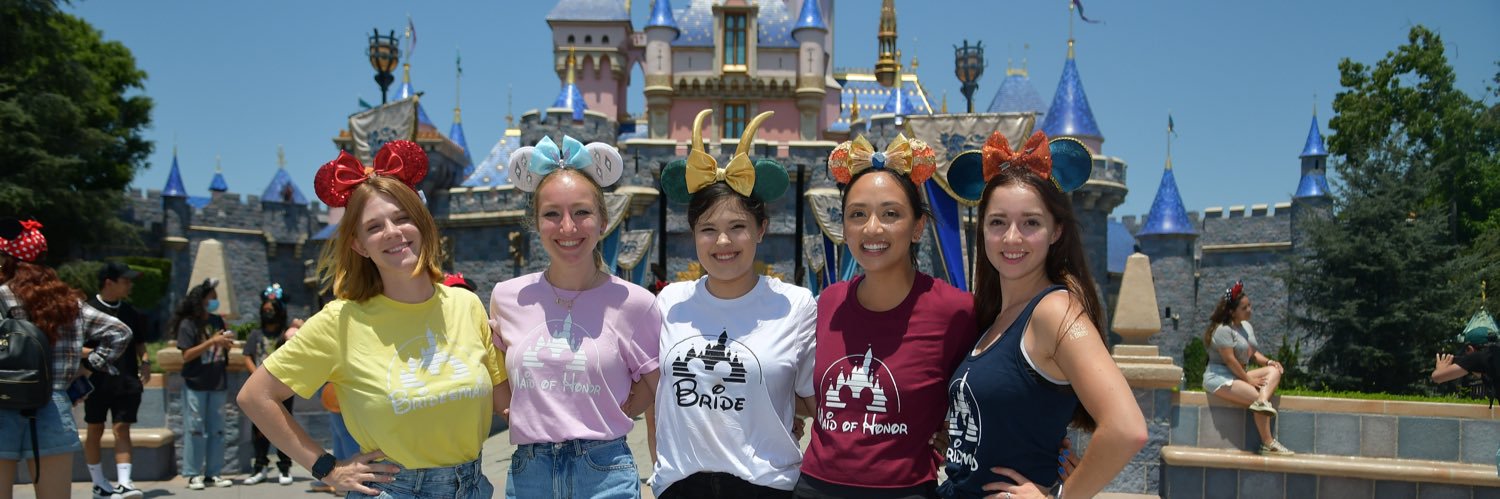 Alyss_Delaney's profile banner image