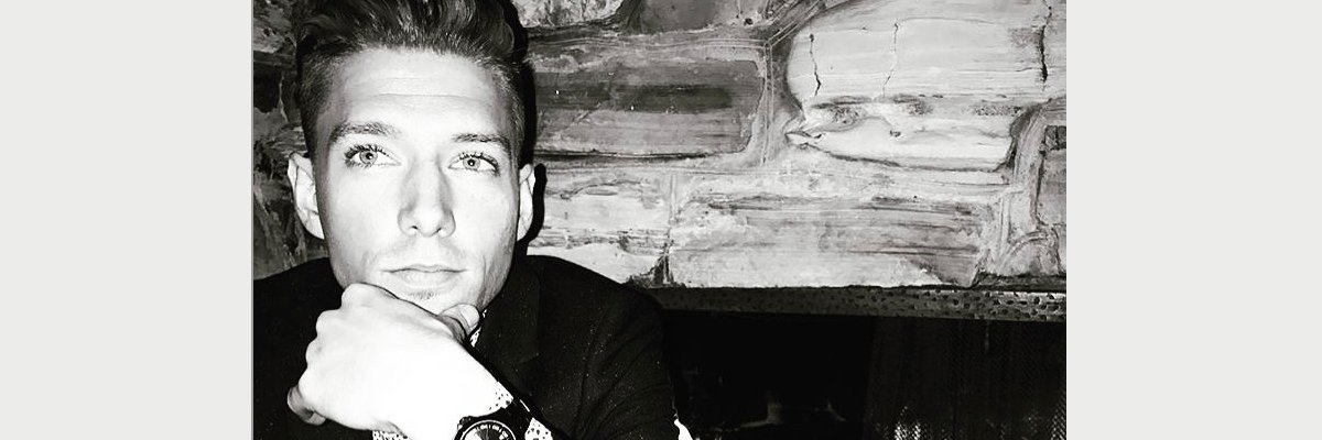 V I N C N T J banner