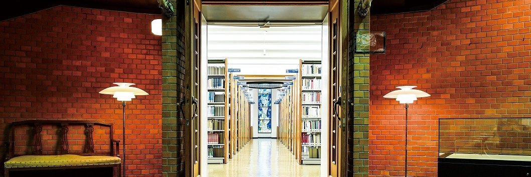 白百合女子大学図書館 banner