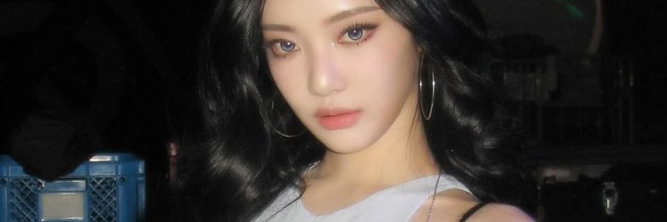 xHB02NING's profile banner image