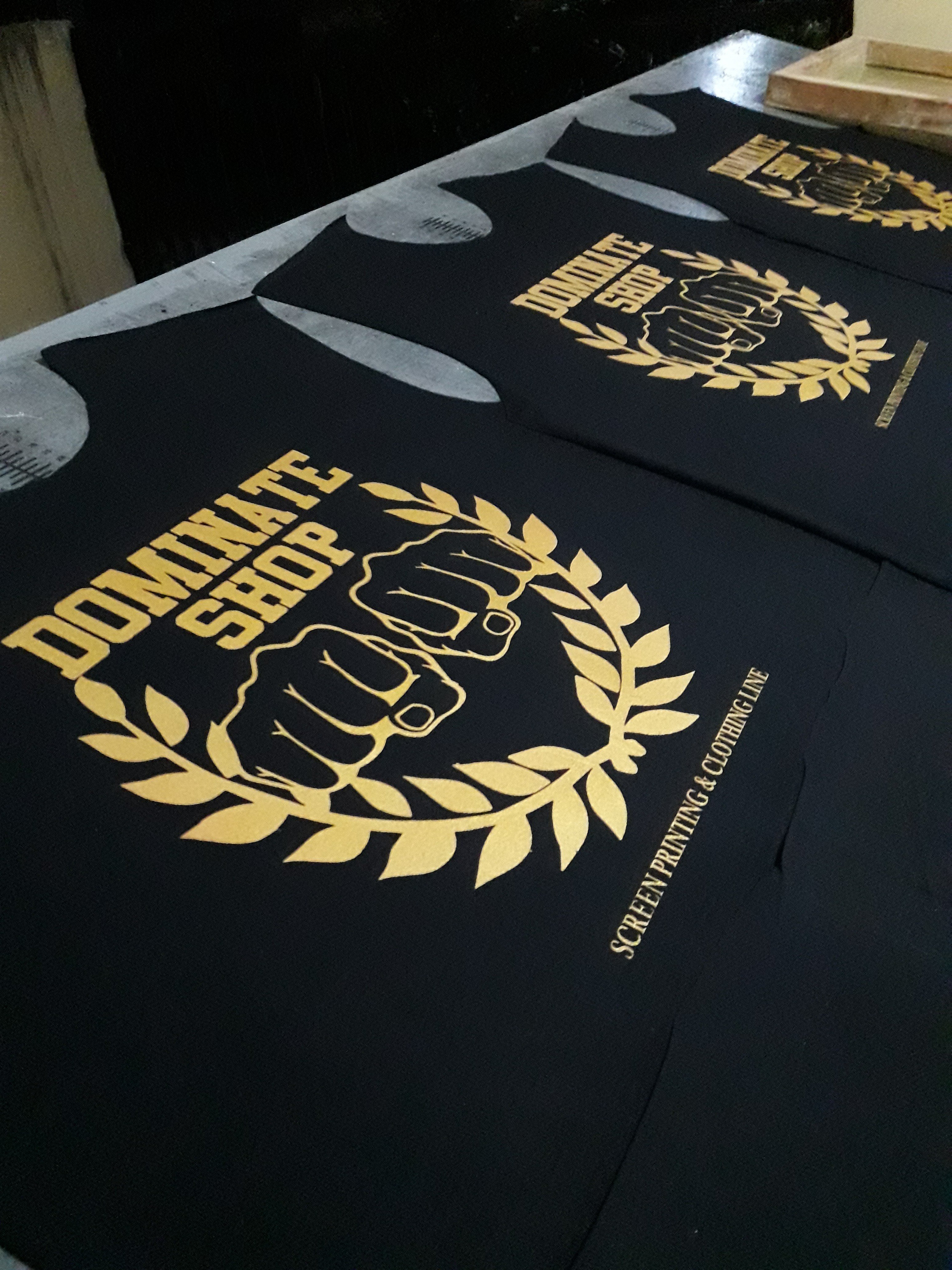 SABLON KAOS DOMINATE SHOP banner