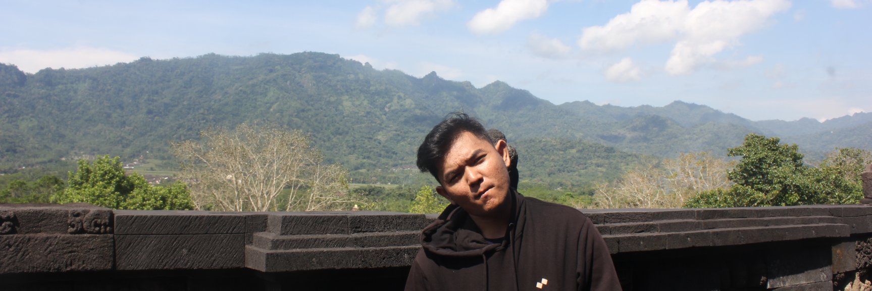 akbarwibisono's profile banner image