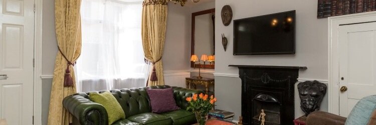 The_ArtistHouse's profile banner image