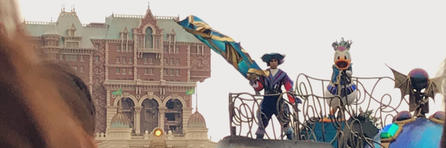 onmayuman's profile banner image