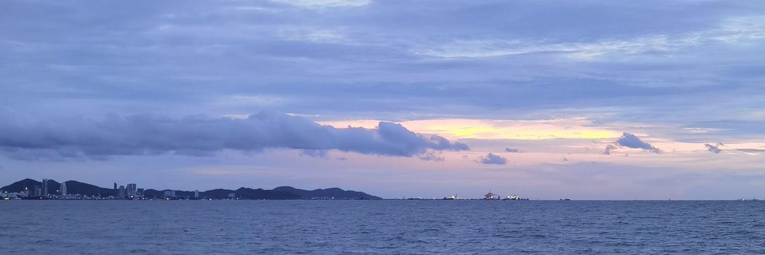 nnrxth's profile banner image