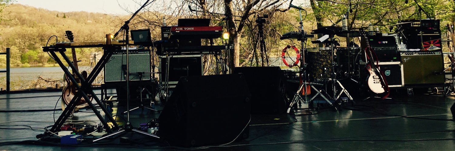 rem140506's profile banner image