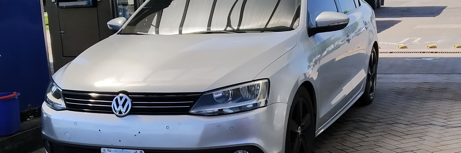 JoniHek's profile banner image