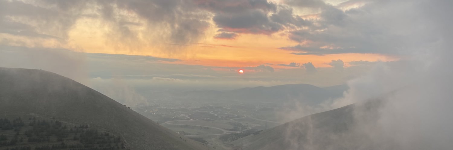 arezfarhang's profile banner image