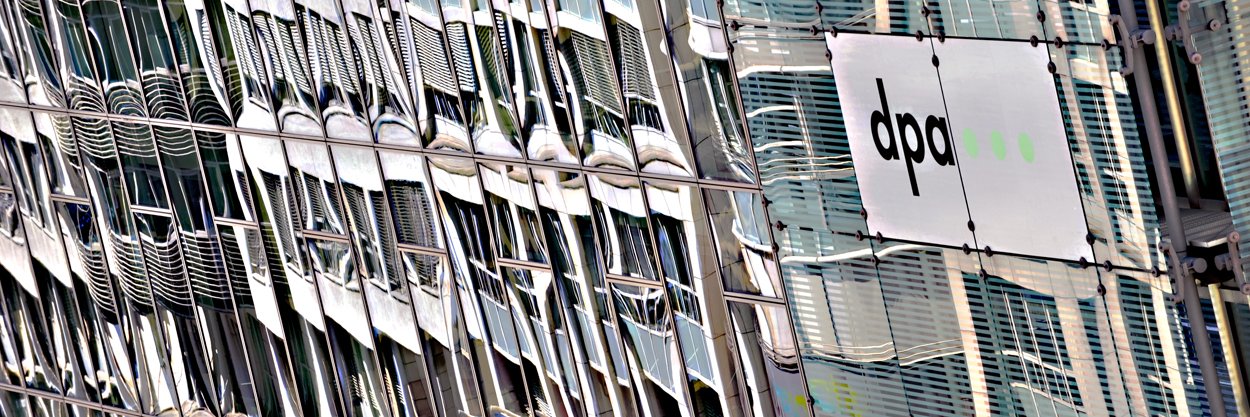 Peter Kropsch banner