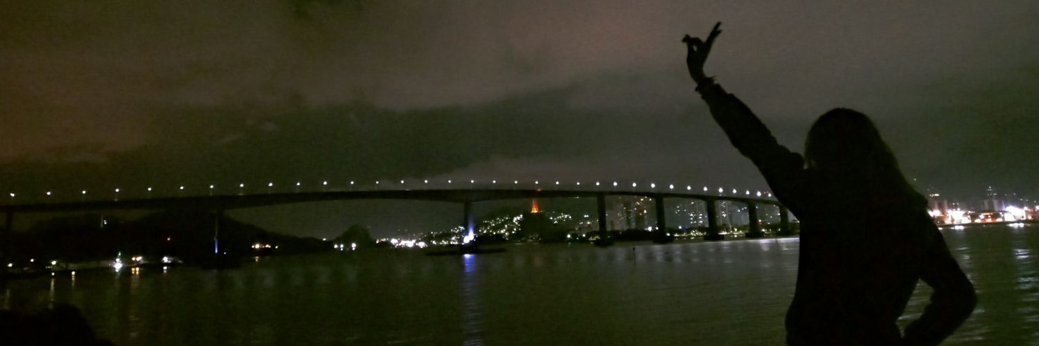 isabele_pavan's profile banner image
