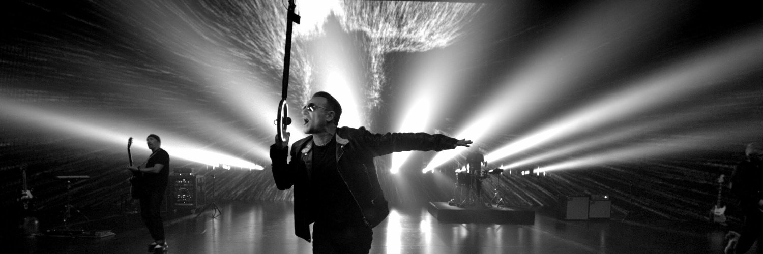 Anand Raisinghani ⛩️ banner