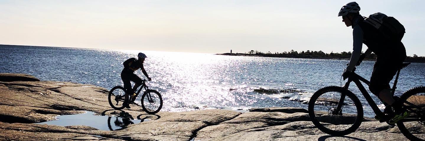 heptone's profile banner image