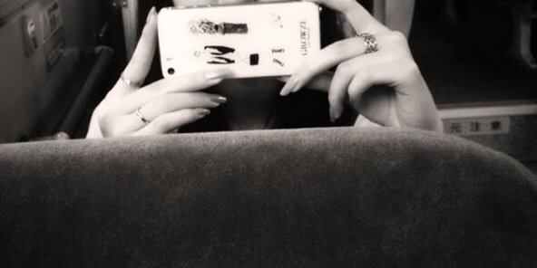 モモ banner