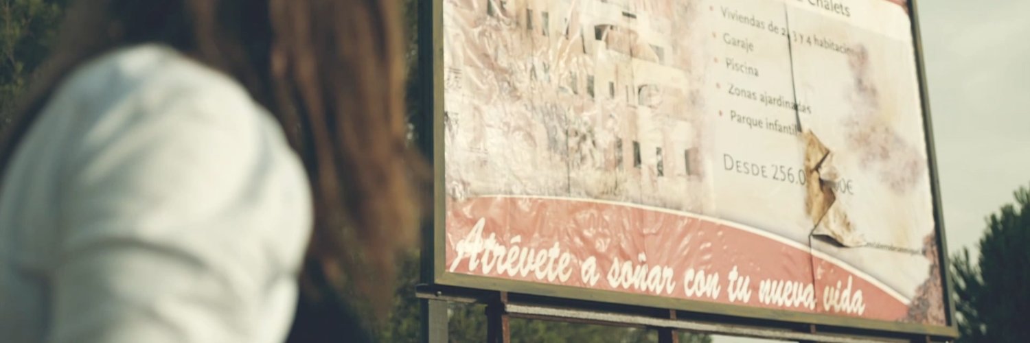 esterzach's profile banner image