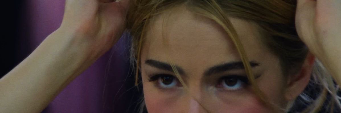 adrianamloredo's profile banner image