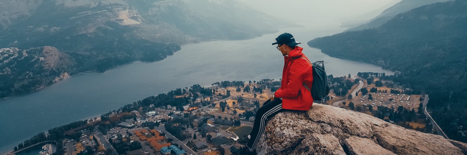 robicasso's profile banner image