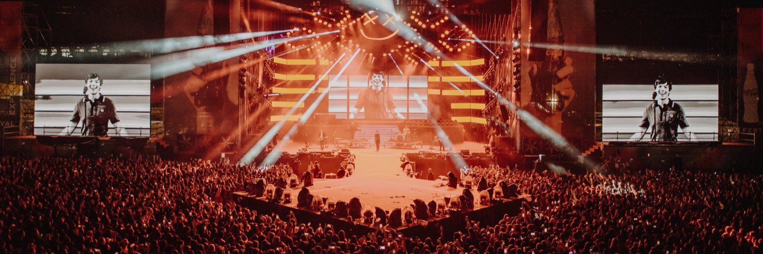 malikogomez's profile banner image
