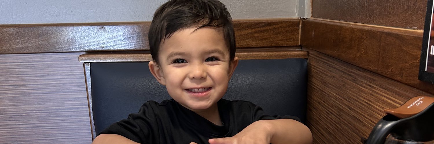 FrannyCastro00's profile banner image
