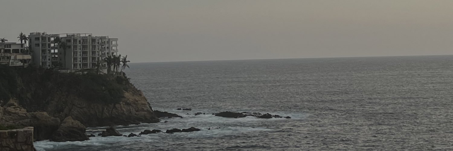 carlamartinezmc's profile banner image