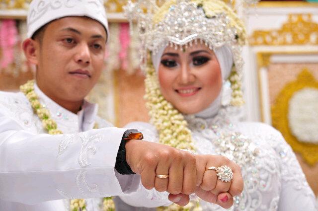 arini_ajeng's profile banner image