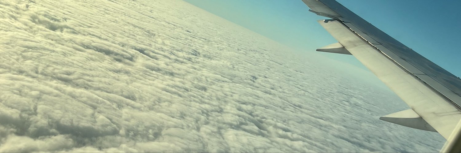 lorenamassielh's profile banner image