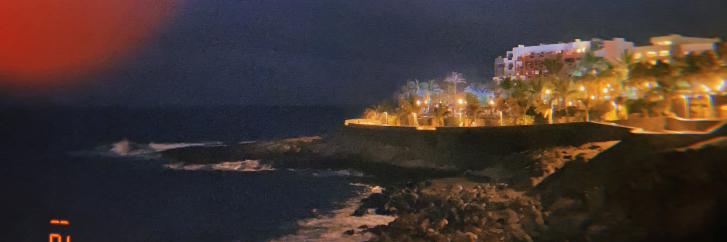 Niamh Vickers banner