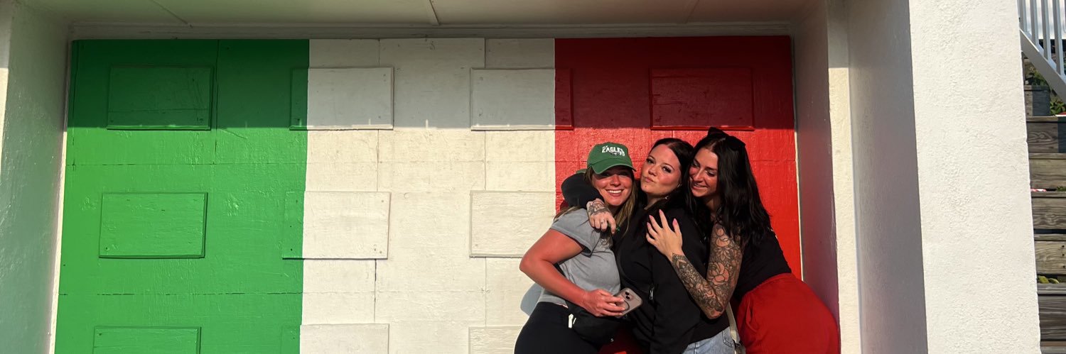 haileytrawitz's profile banner image