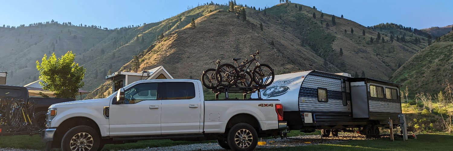 Brandon🇺🇦 banner