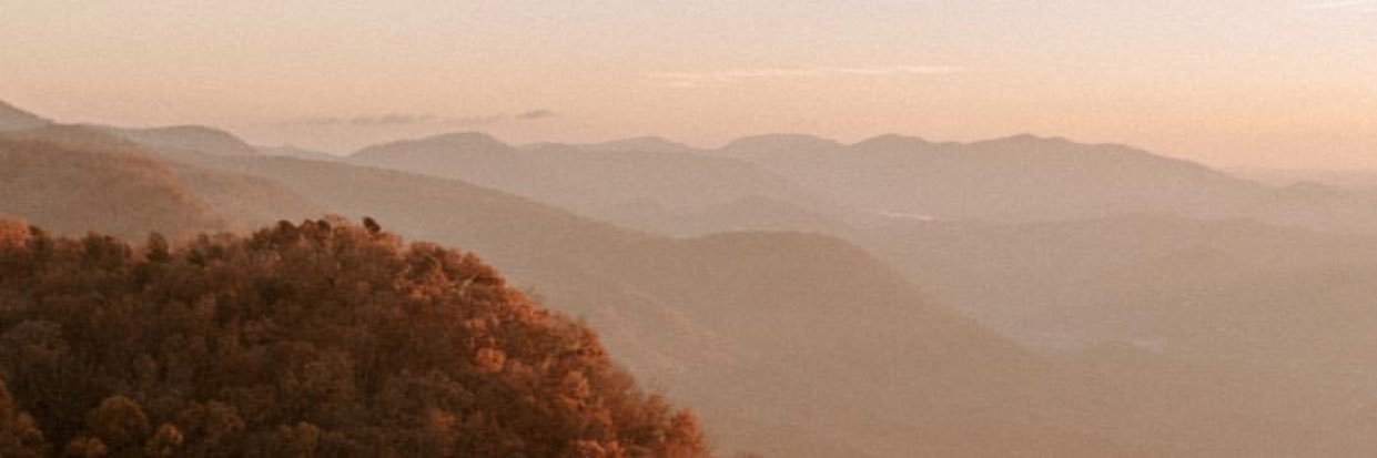 kmlaughsalot's profile banner image