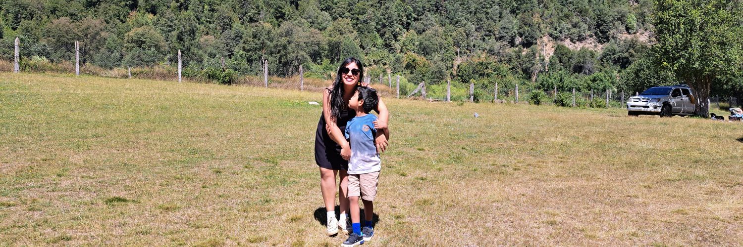 Jennifer_Cartes's profile banner image