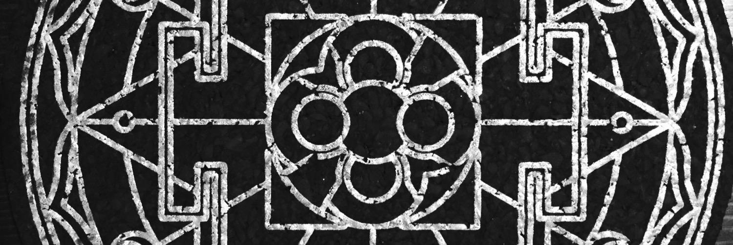 // banner