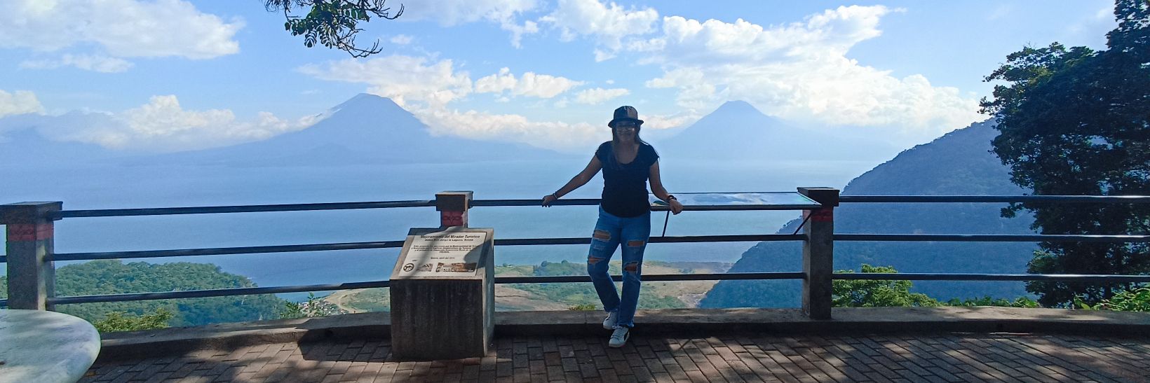 MelyQuezada_'s profile banner image