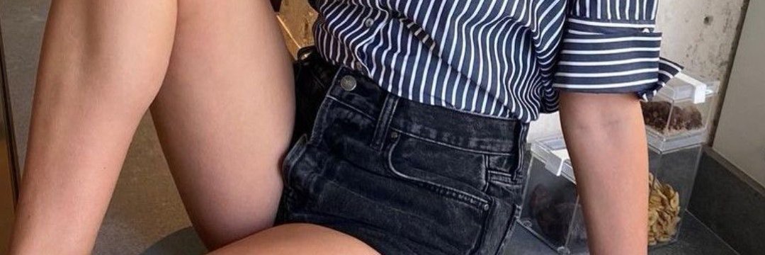 Gal Gadot banner