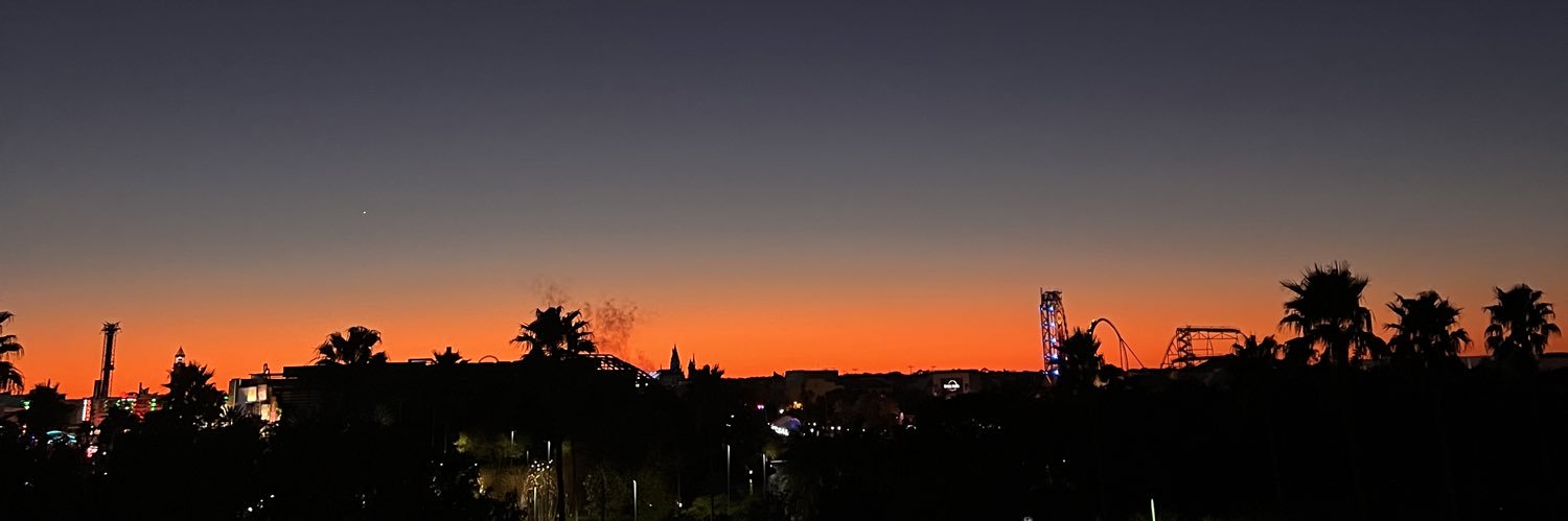 sarahnhunter's profile banner image