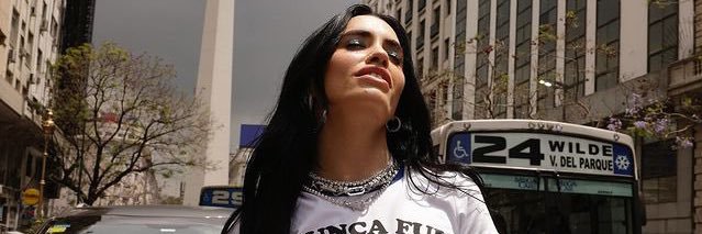 emicapriata_'s profile banner image
