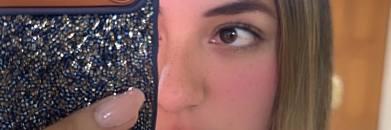 andreacmaaa's profile banner image