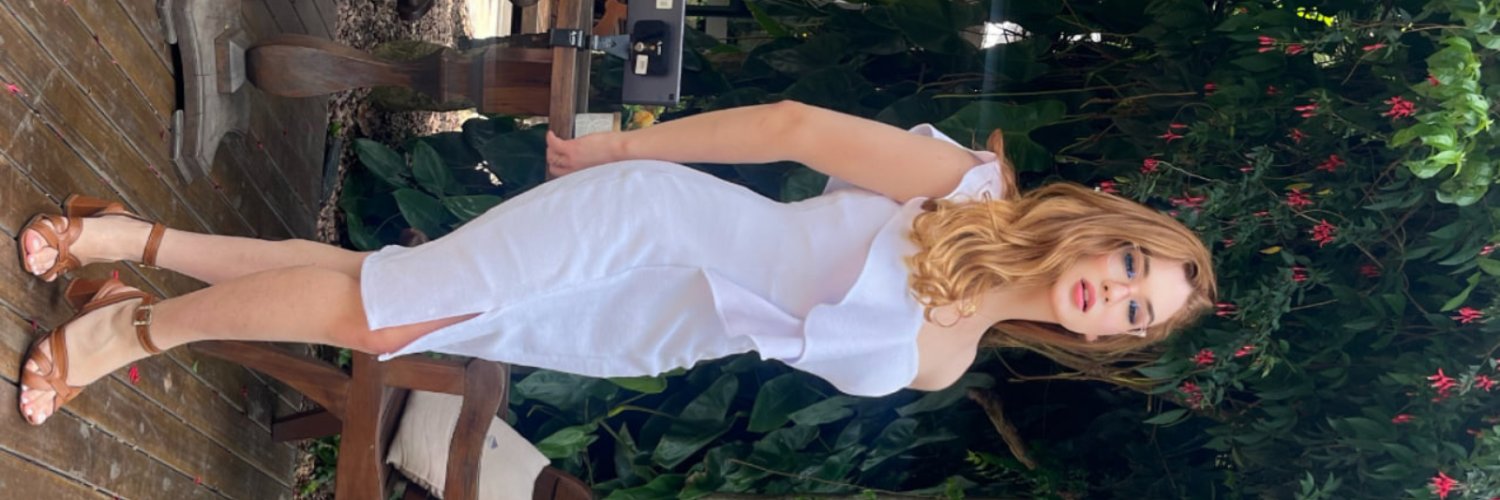 Angela Meoww😏 banner