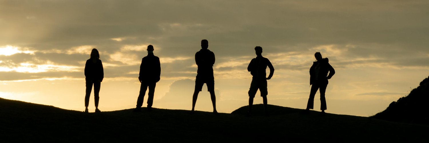 trending_tide's profile banner image