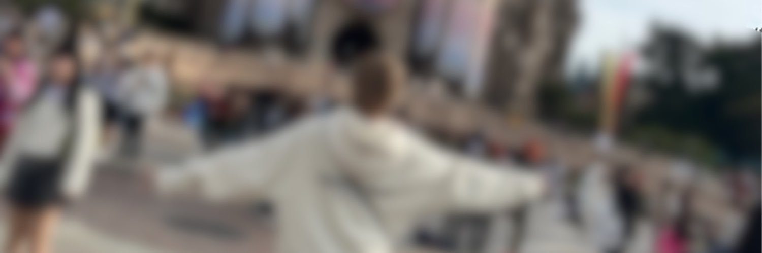 yu_she__'s profile banner image