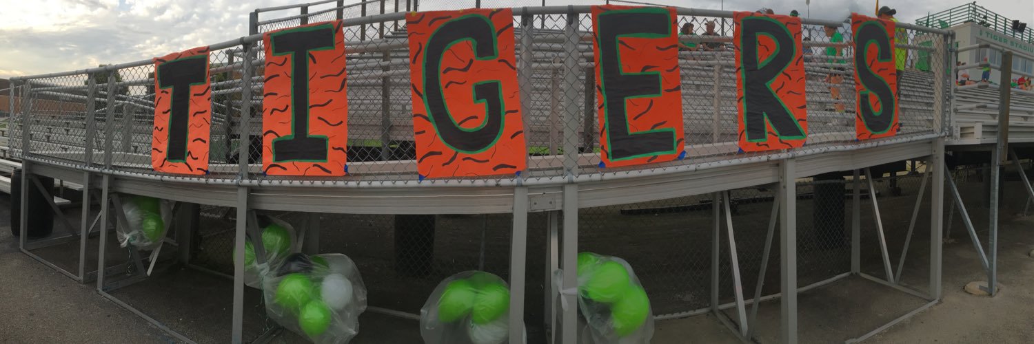 Stacey Brewer banner