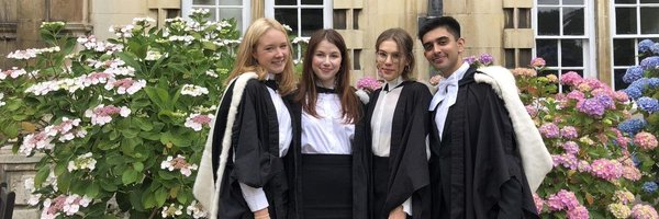 ella_fogg Profile Banner