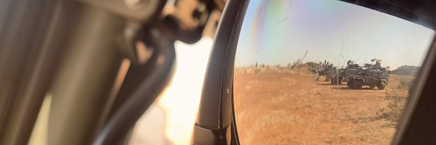 javiercalero_'s profile banner image