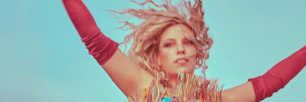 sheisiyves Profile Banner