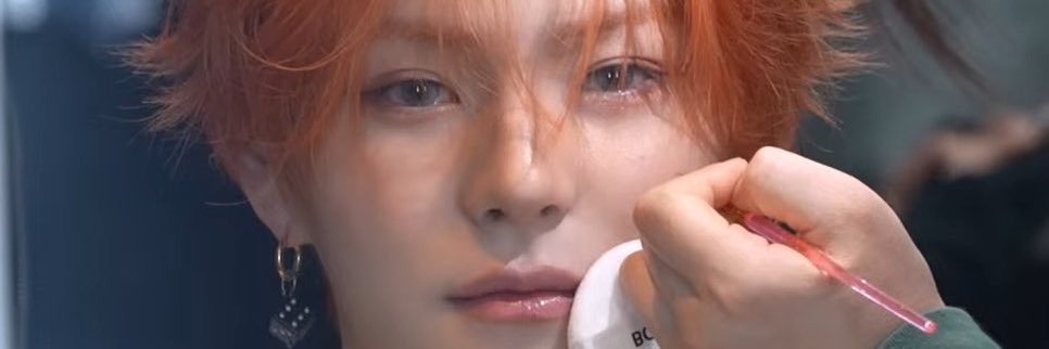 ` jer ଳ 我 Open Viki Premium banner